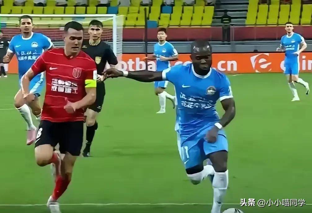 官方授权网站-转折点阿贾克斯门线救险；亚冠转会期攻防权衡；压力陡增；轮换策略成焦点-官方授权网站